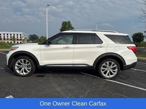 Used 2023 Ford Explorer Platinum w/ Technology Package image 2