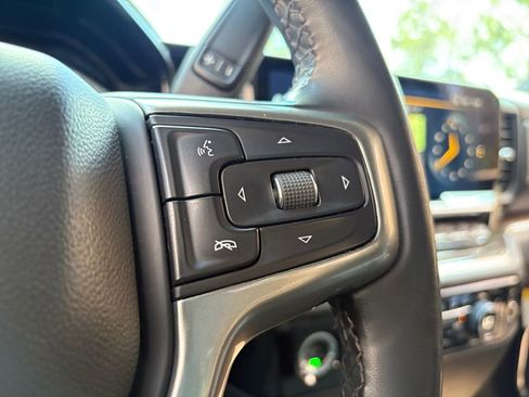 Used 2023 Chevrolet Silverado 1500 LT AWD/4WD image 18