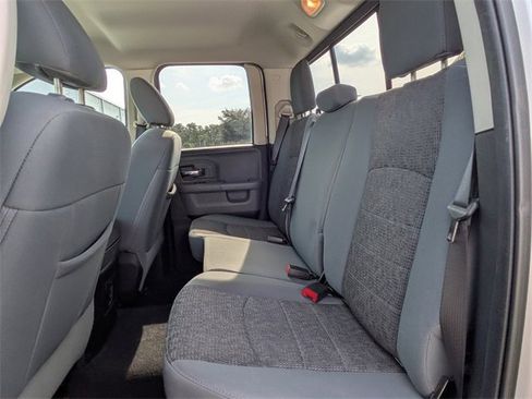 Used 2017 RAM 1500 Big Horn image 10