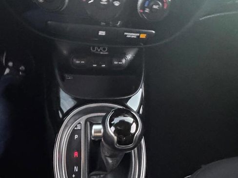 Used 2014 Kia Soul ! image 34