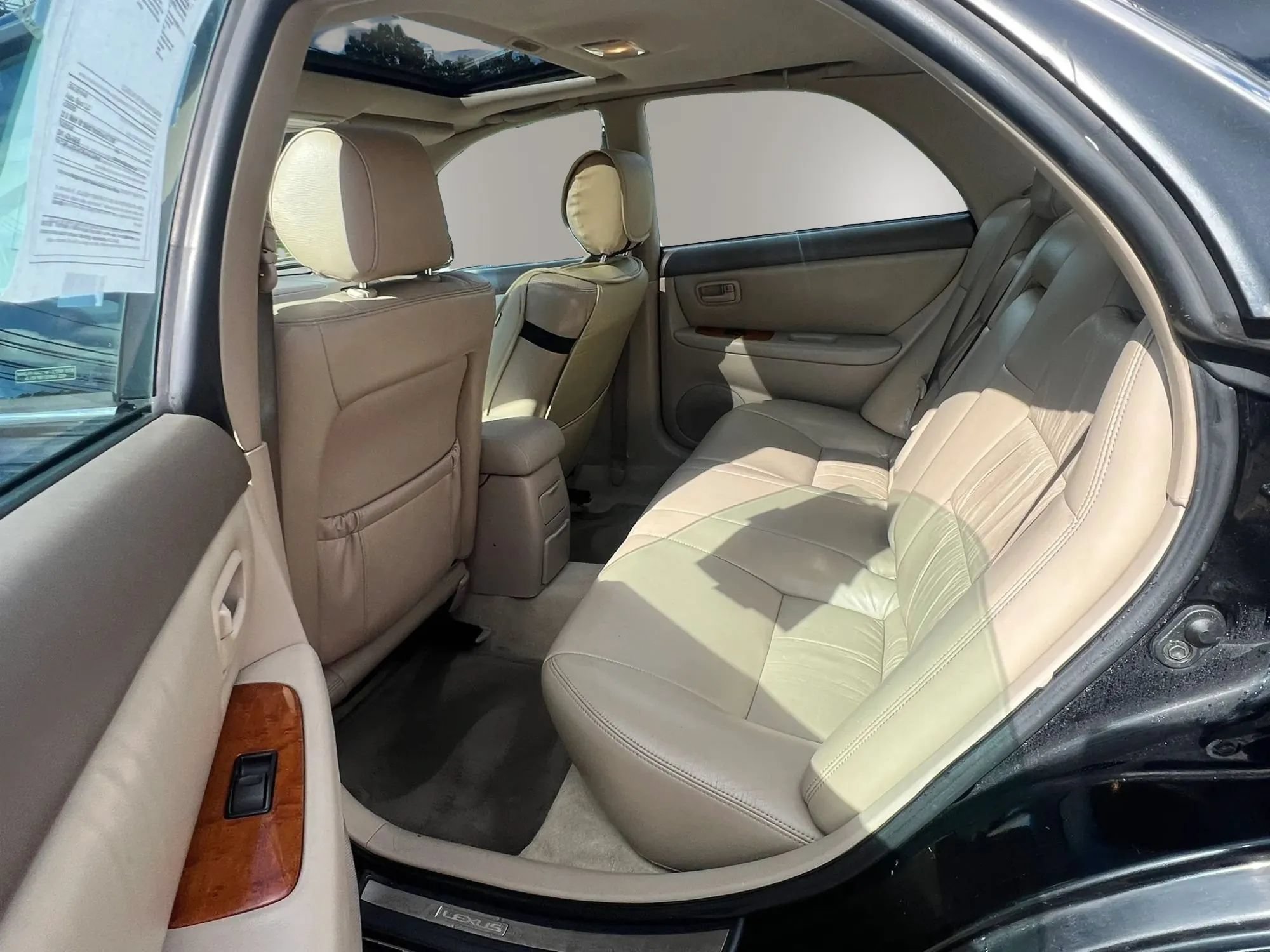 Used 2000 Lexus ES 330 FWD image 24