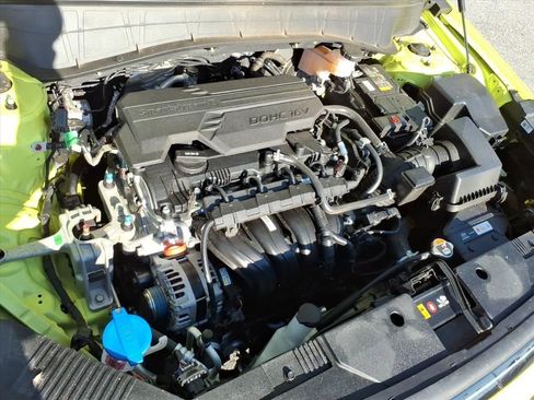 Used 2024 Hyundai Kona SEL image 13