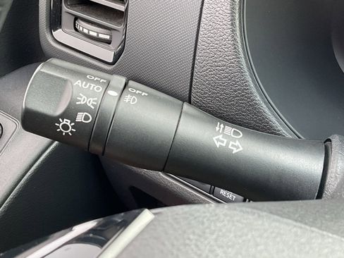 Used 2024 Nissan Frontier PRO-4X w/ Pro Convenience Package image 29