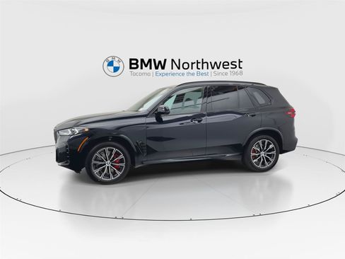 New 2026 BMW X5 xDrive40i w/ M Sport Package AWD/4WD image 10
