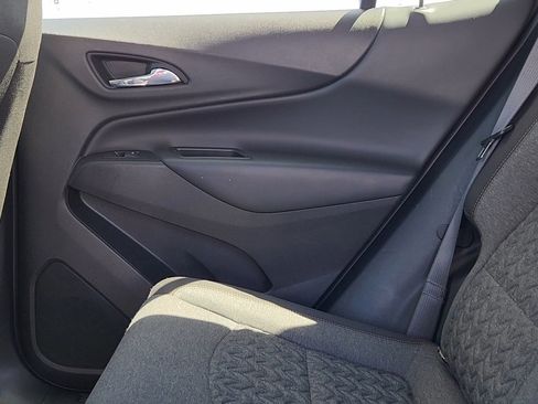 Used 2024 Chevrolet Equinox LT AWD/4WD image 16