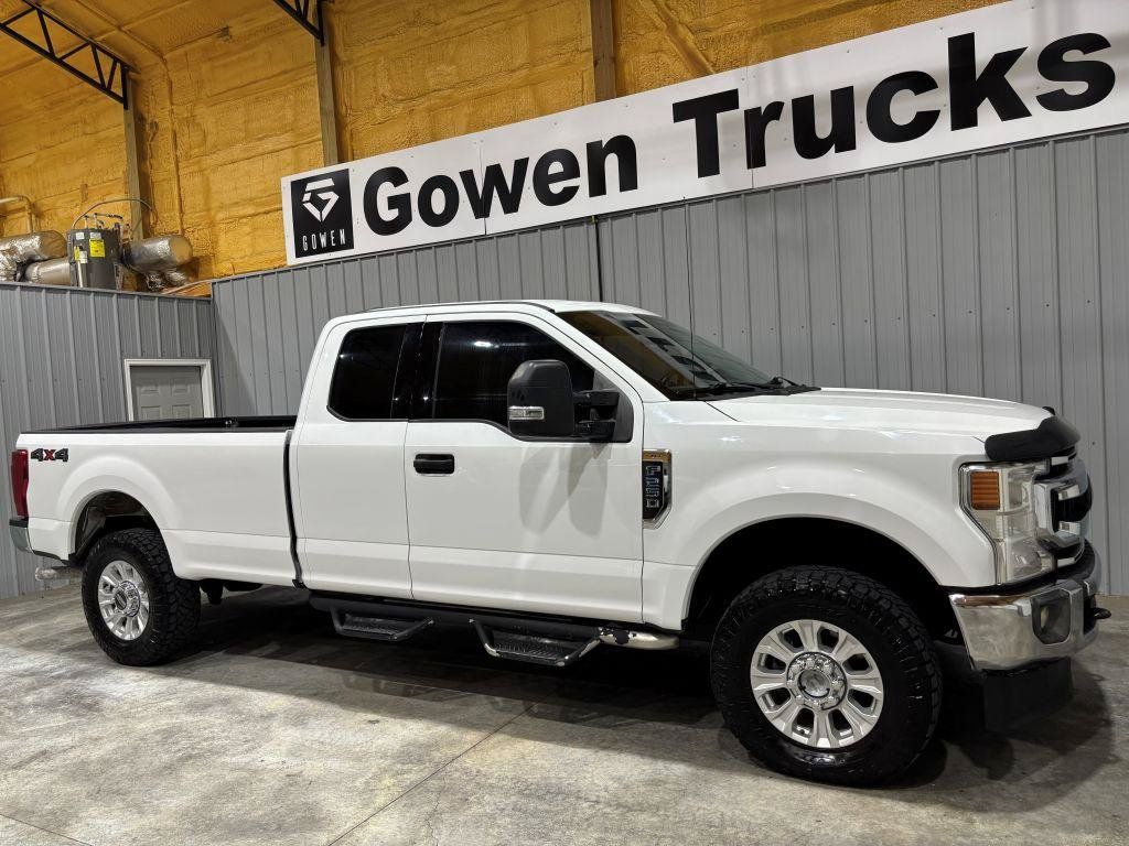 Used 2020 Ford F250 XLT w/ XLT Value Package AWD/4WD image 3