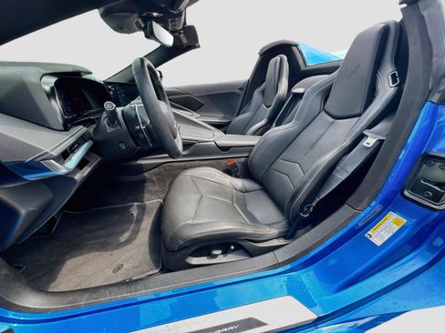 Used 2024 Chevrolet Corvette Stingray Convertible w/ 1LT RWD image 9