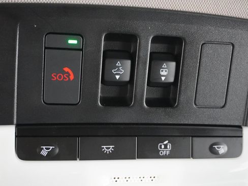 Used 2024 Nissan Rogue Platinum w/ Platinum Premium Package image 28