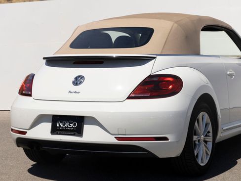 Used 2019 Volkswagen Beetle 2.0T SE FWD image 11