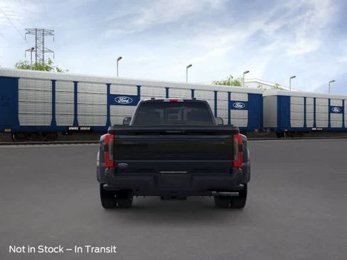 New 2026 Ford F450 Platinum w/ FX4 Off-Road Package AWD/4WD image 5