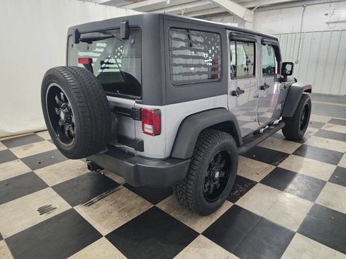 Used 2015 Jeep Wrangler Unlimited Sport w/ Connectivity Group image 6