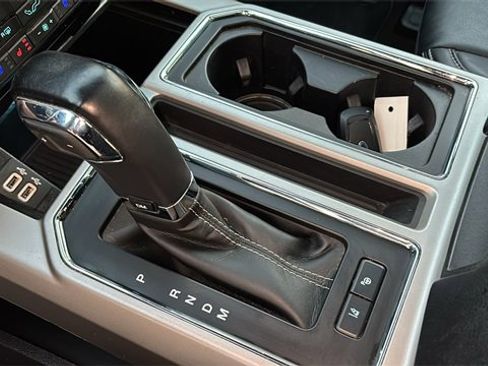 Used 2020 Ford F150 Lariat w/ Equipment Group 502A Luxury image 23