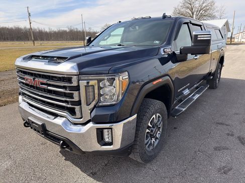 Used 2022 GMC Sierra 2500 SLT w/ SLT Convenience Package image 20