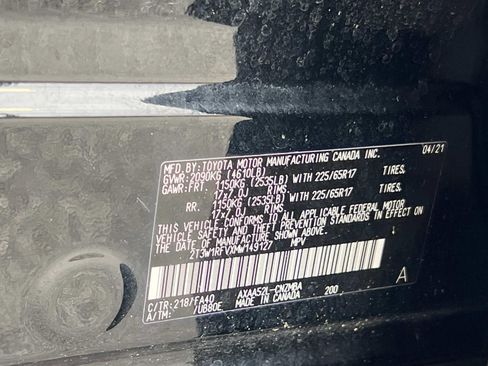 Used 2021 Toyota RAV4 XLE image 34