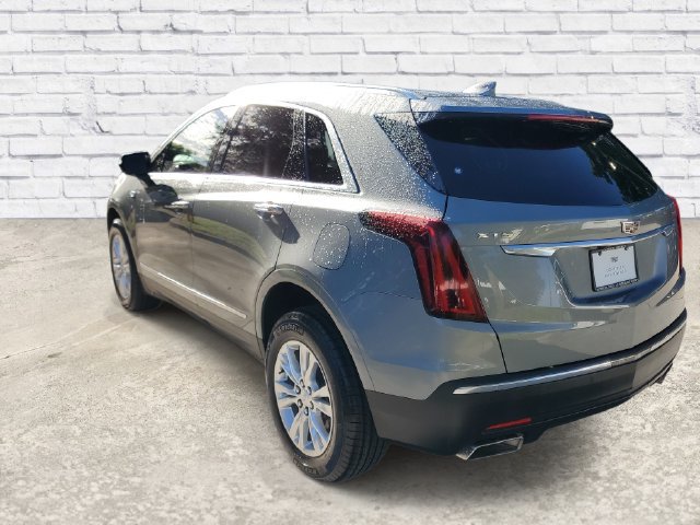 Certified 2023 Cadillac XT5 Luxury FWD image 2