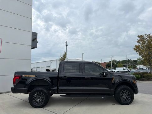 Certified 2025 Ford F150 Tremor AWD/4WD image 9