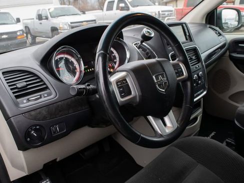 Used 2017 Dodge Grand Caravan SE w/ Power Window Group image 13