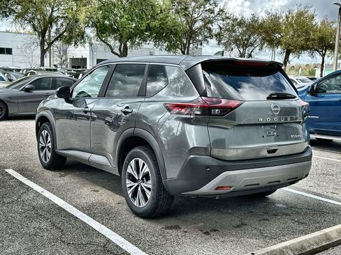 Used 2023 Nissan Rogue SV AWD/4WD image 6