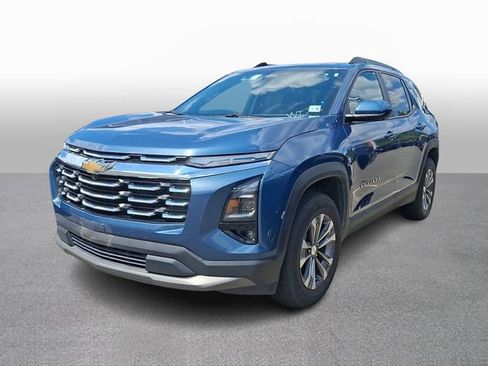 Used 2025 Chevrolet Equinox LT w/ Convenience Package II AWD/4WD image 1