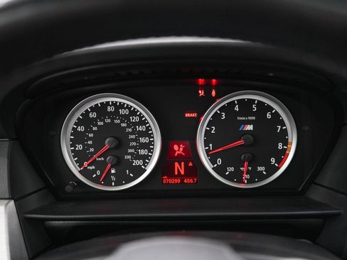 Used 2008 BMW M5 RWD image 22