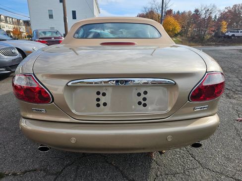 Used 2003 Jaguar XK8 Convertible image 7