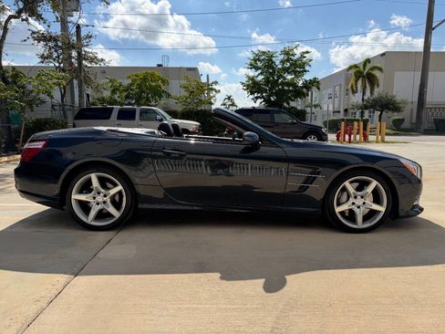Used 2013 Mercedes-Benz SL 550 image 7