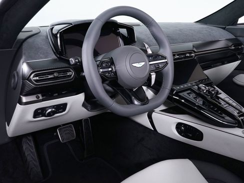 New 2026 Aston Martin V8 Vantage S RWD image 5