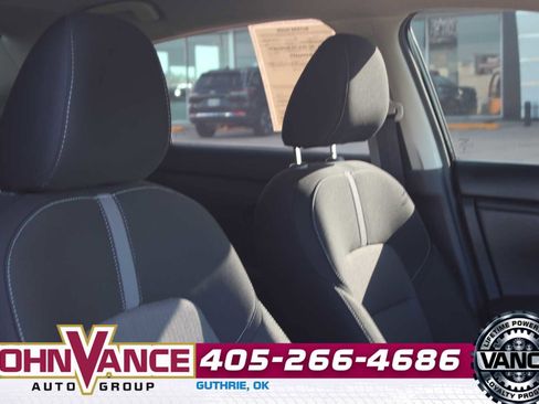 Used 2025 Nissan Sentra SV FWD image 15