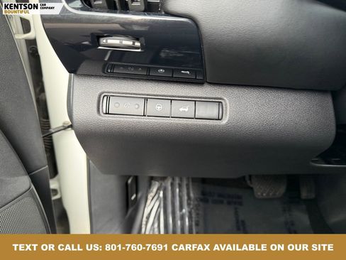 Used 2025 Nissan Pathfinder SV image 21