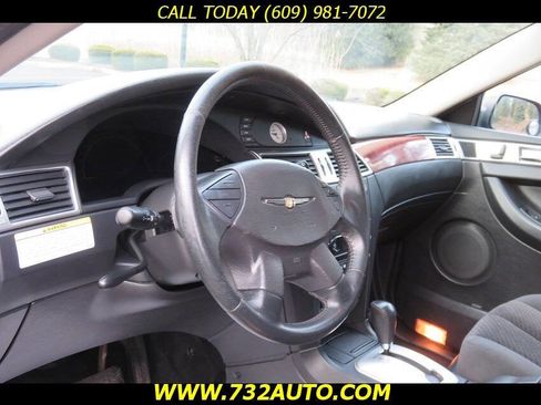 Used 2004 Chrysler Pacifica 2WD w/ Smokers Group image 23