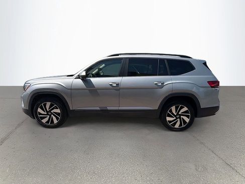 Used 2024 Volkswagen Atlas SE AWD/4WD image 7