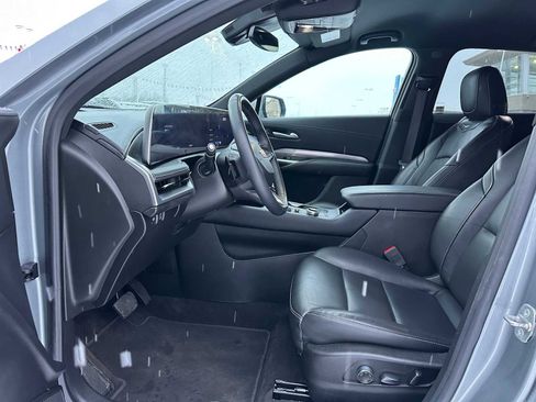 Used 2024 Cadillac XT4 Premium Luxury image 21