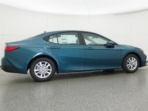 New 2026 Toyota Camry LE image 29