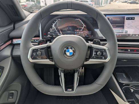 New 2026 BMW 540i xDrive w/ Executive Package AWD/4WD image 9