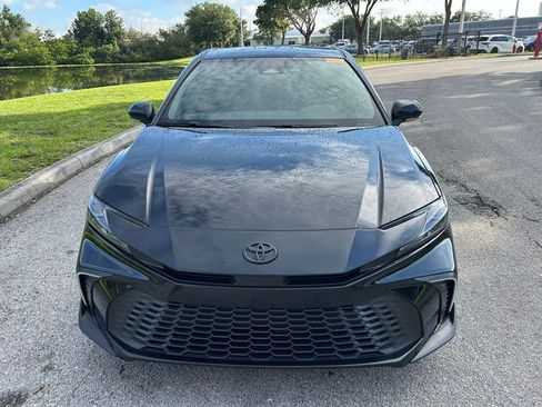 Certified 2025 Toyota Camry SE w/ Convenience Package FWD image 9