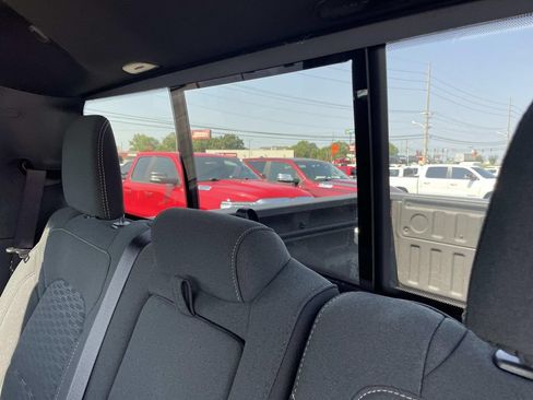 Used 2025 RAM 1500 Warlock AWD/4WD image 11