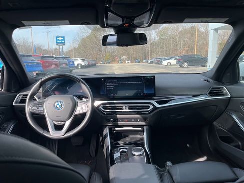 Used 2024 BMW 330e xDrive image 50