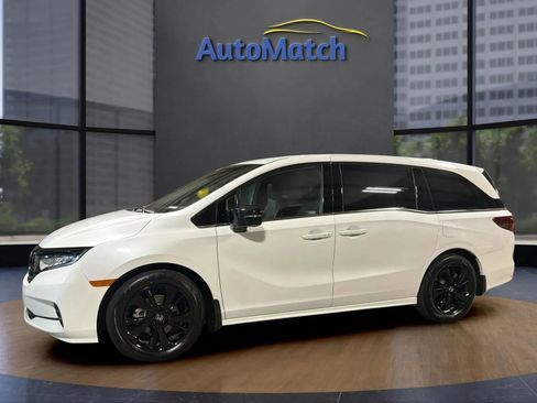 Used 2024 Honda Odyssey Sport image 5