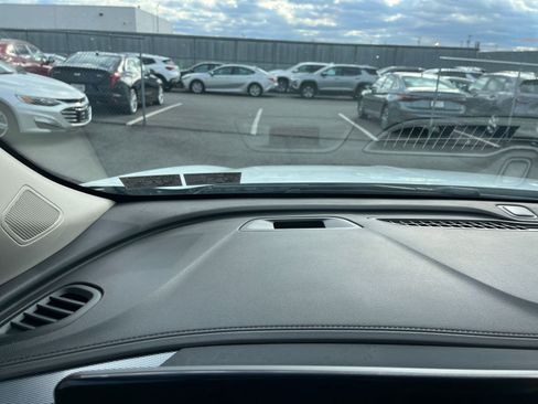 Used 2025 Buick Encore GX Preferred image 32