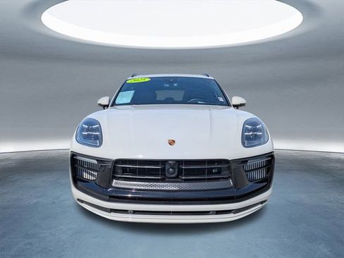 Used 2025 Porsche Macan GTS image 9