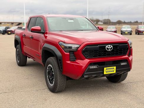 Used 2024 Toyota Tacoma TRD Off-Road AWD/4WD image 3