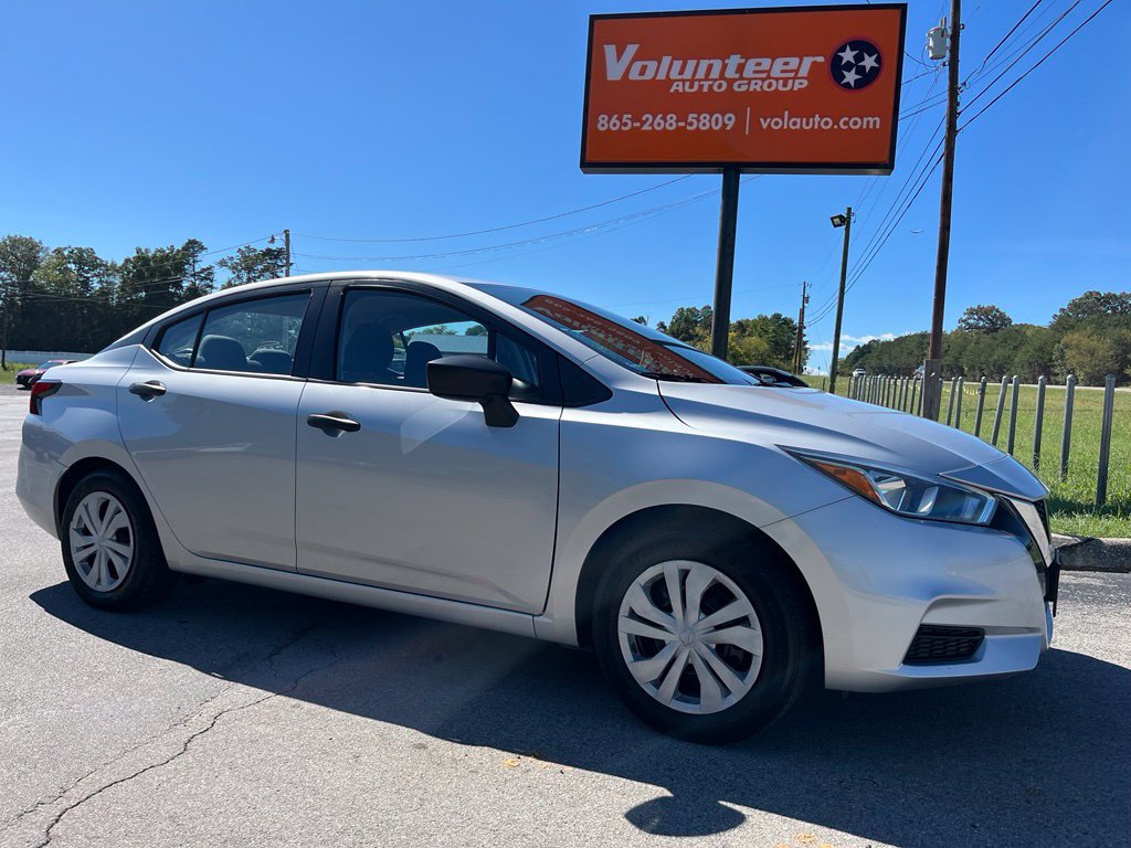 Used 2020 Nissan Versa S FWD image 1