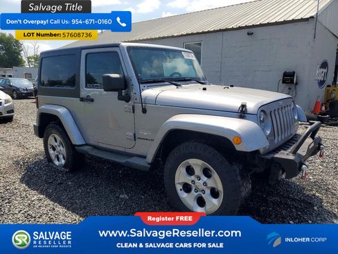 Used 2014 Jeep Wrangler Sahara w/ Connectivity Group AWD/4WD image 5