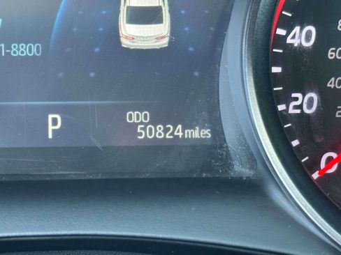Used 2023 Toyota Camry XSE FWD image 25