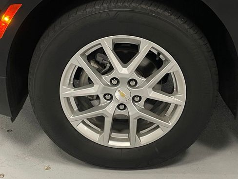 Used 2023 Chevrolet Equinox LT image 8