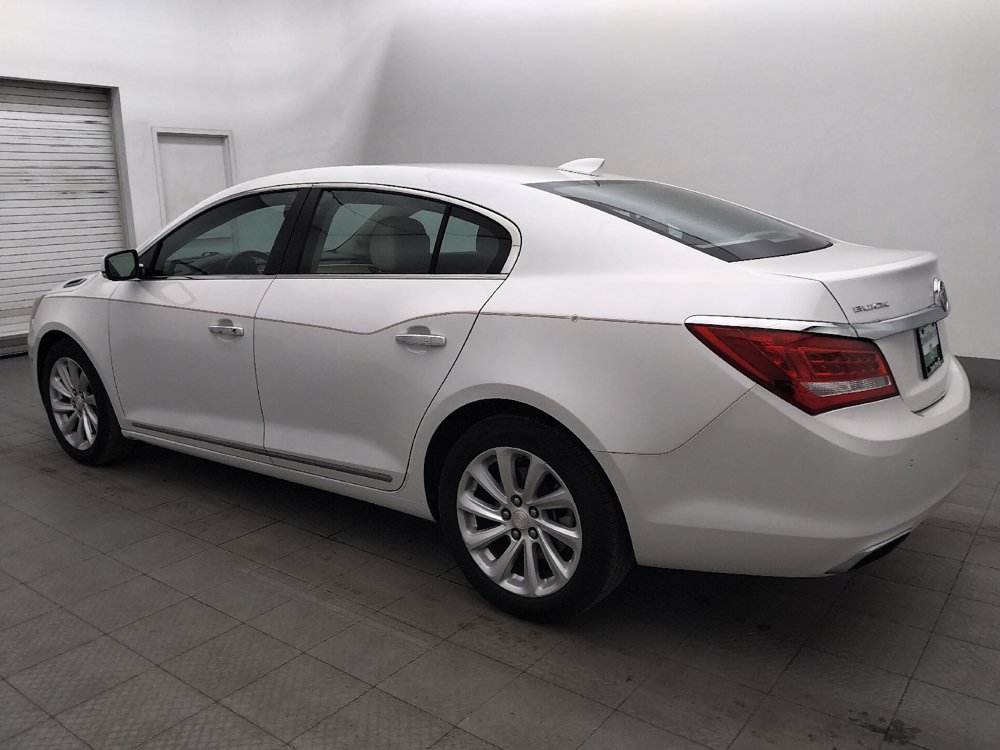 Used 2016 Buick LaCrosse Leather w/ Experience Buick Package FWD image 3