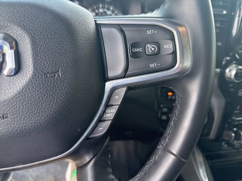 Used 2024 RAM 1500 Laramie image 8