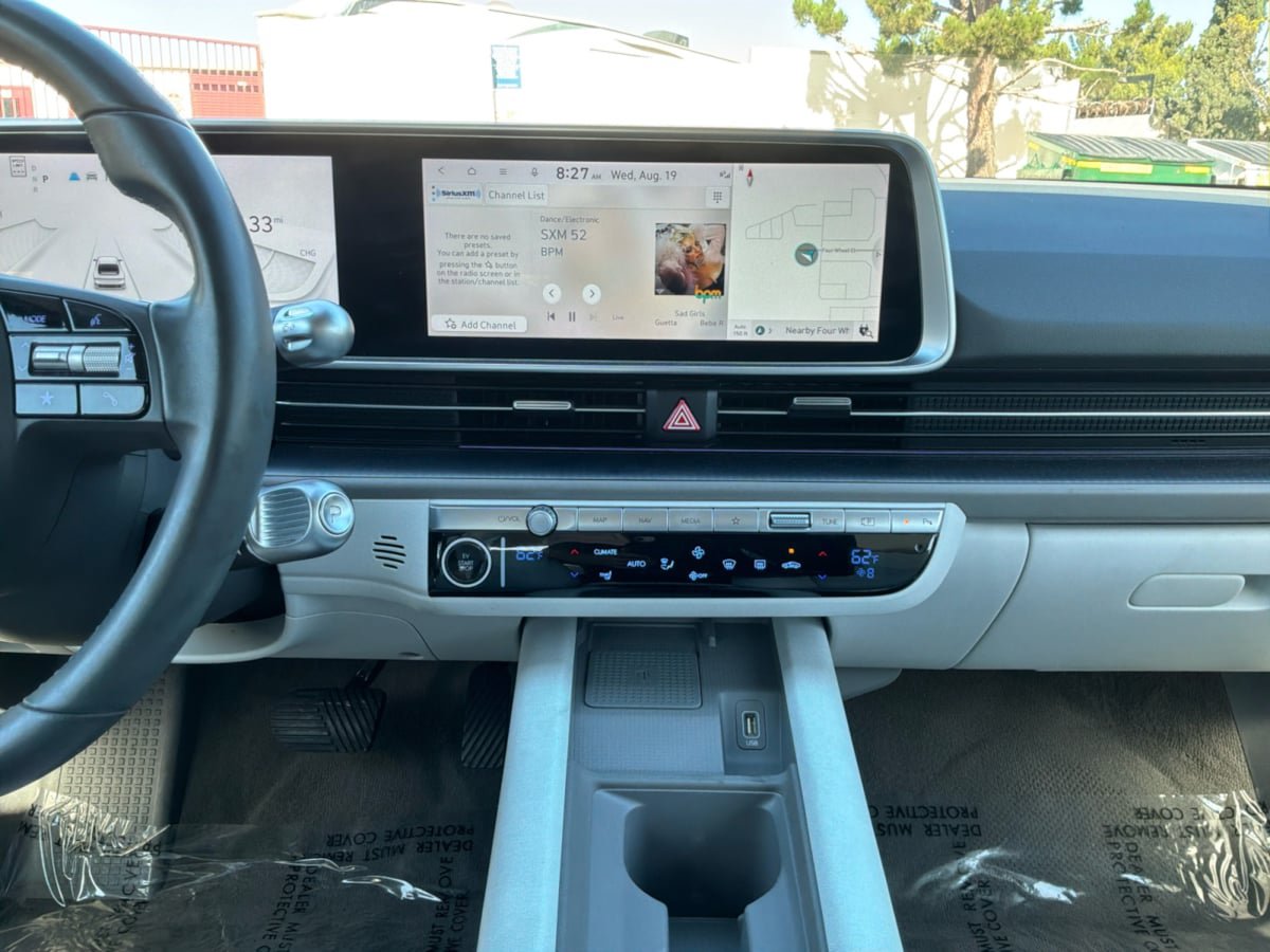 Used 2023 Hyundai Ioniq 6 SEL RWD image 15