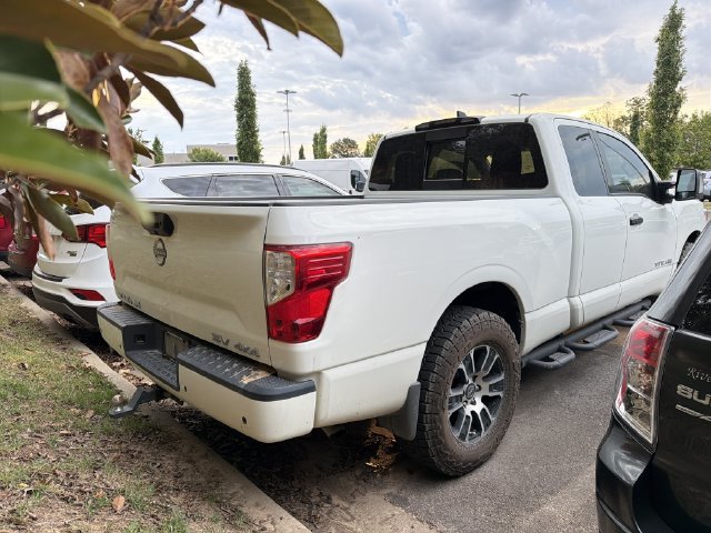 Used 2024 Nissan Titan SV w/ SV Utility Package AWD/4WD image 4