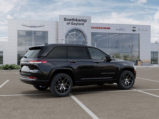 New 2026 Jeep Grand Cherokee Summit AWD/4WD image 4